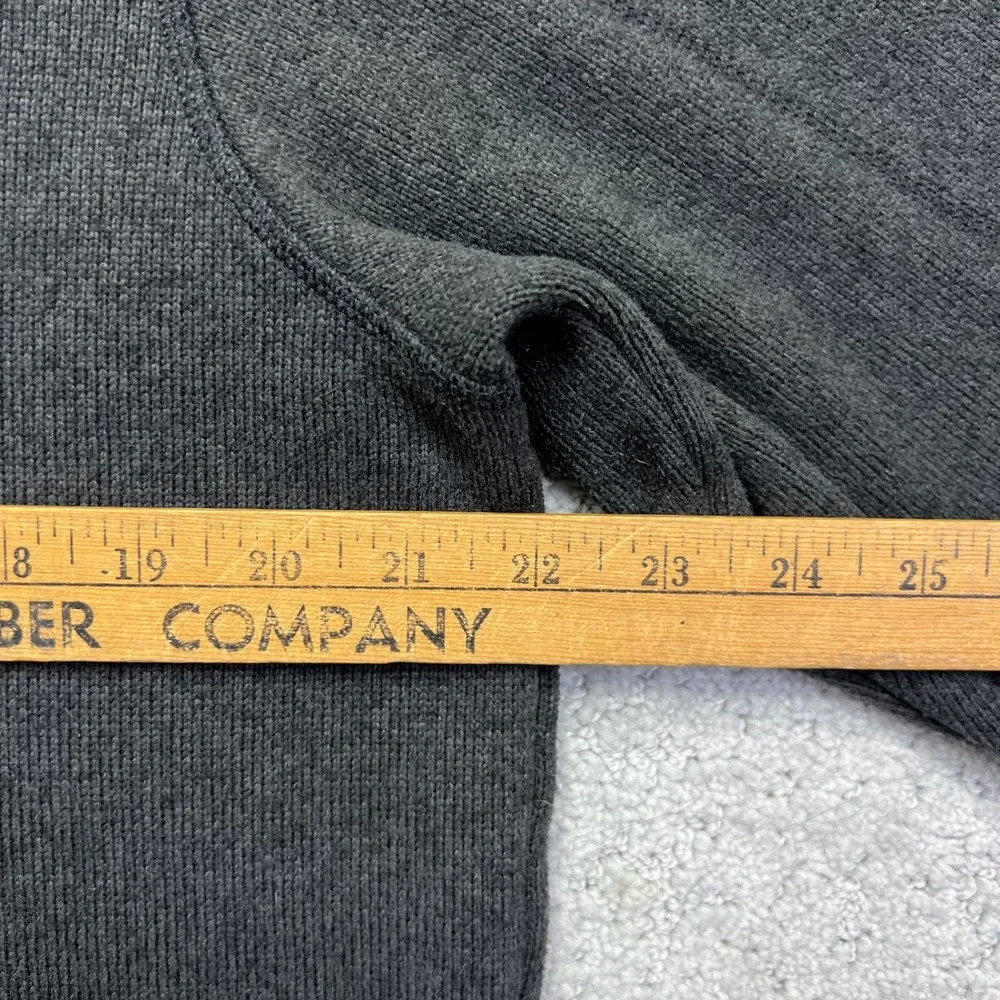 The North Face measurement pit