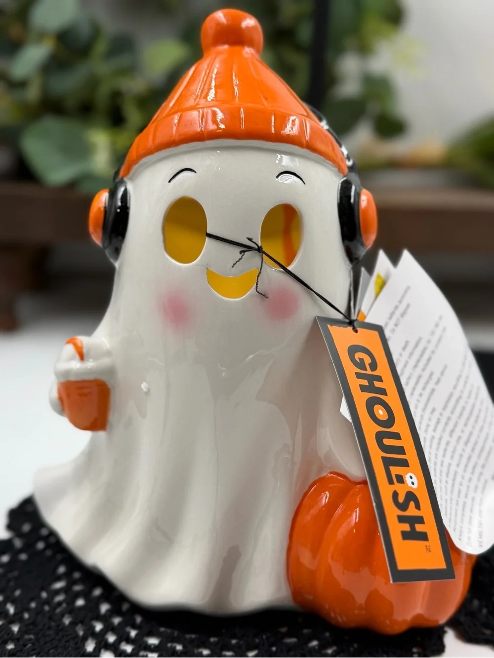 new 2026 ghoulish light up ghost with headphones pumpkin decor nwt