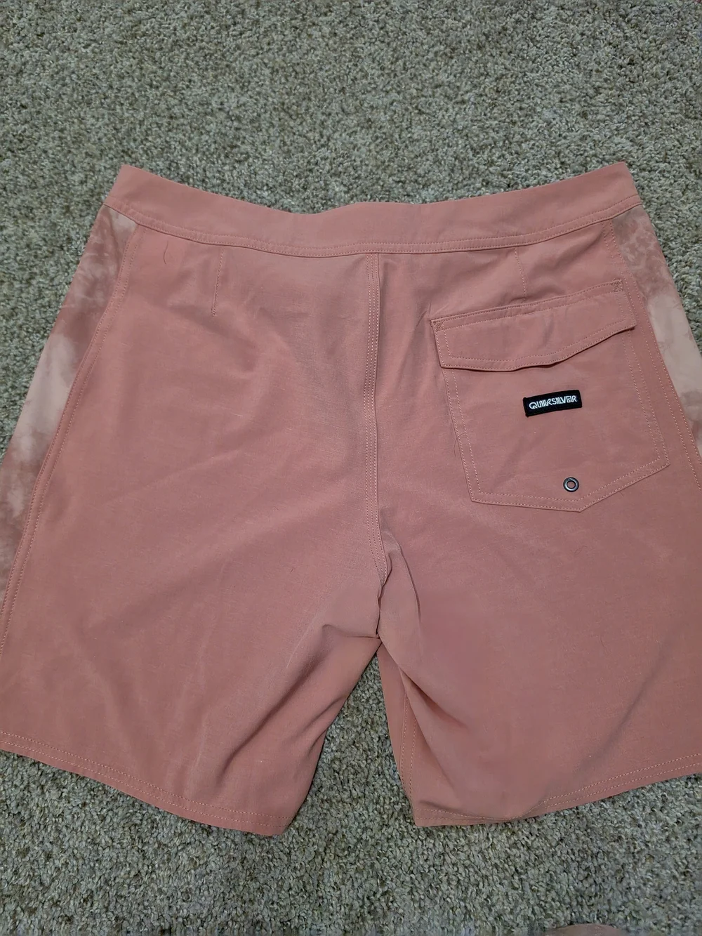 Quiksilver men’s pink