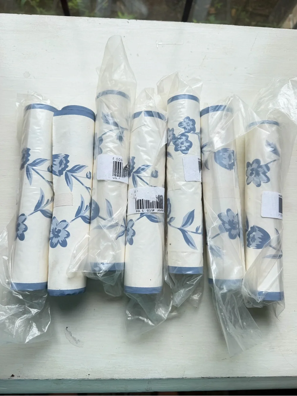 Newport edge floral lot