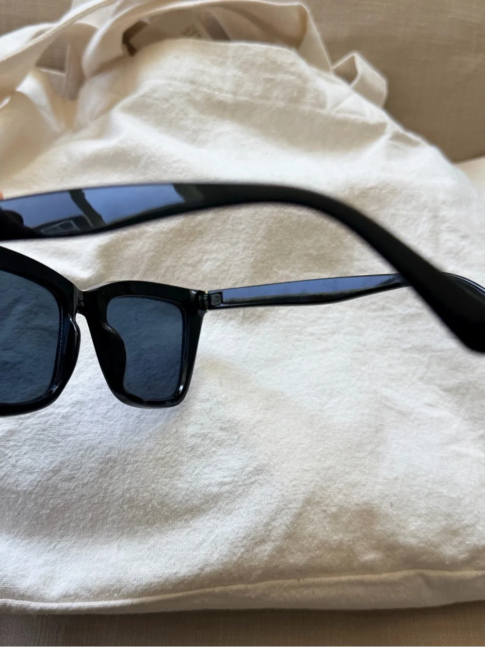 N/A chic black