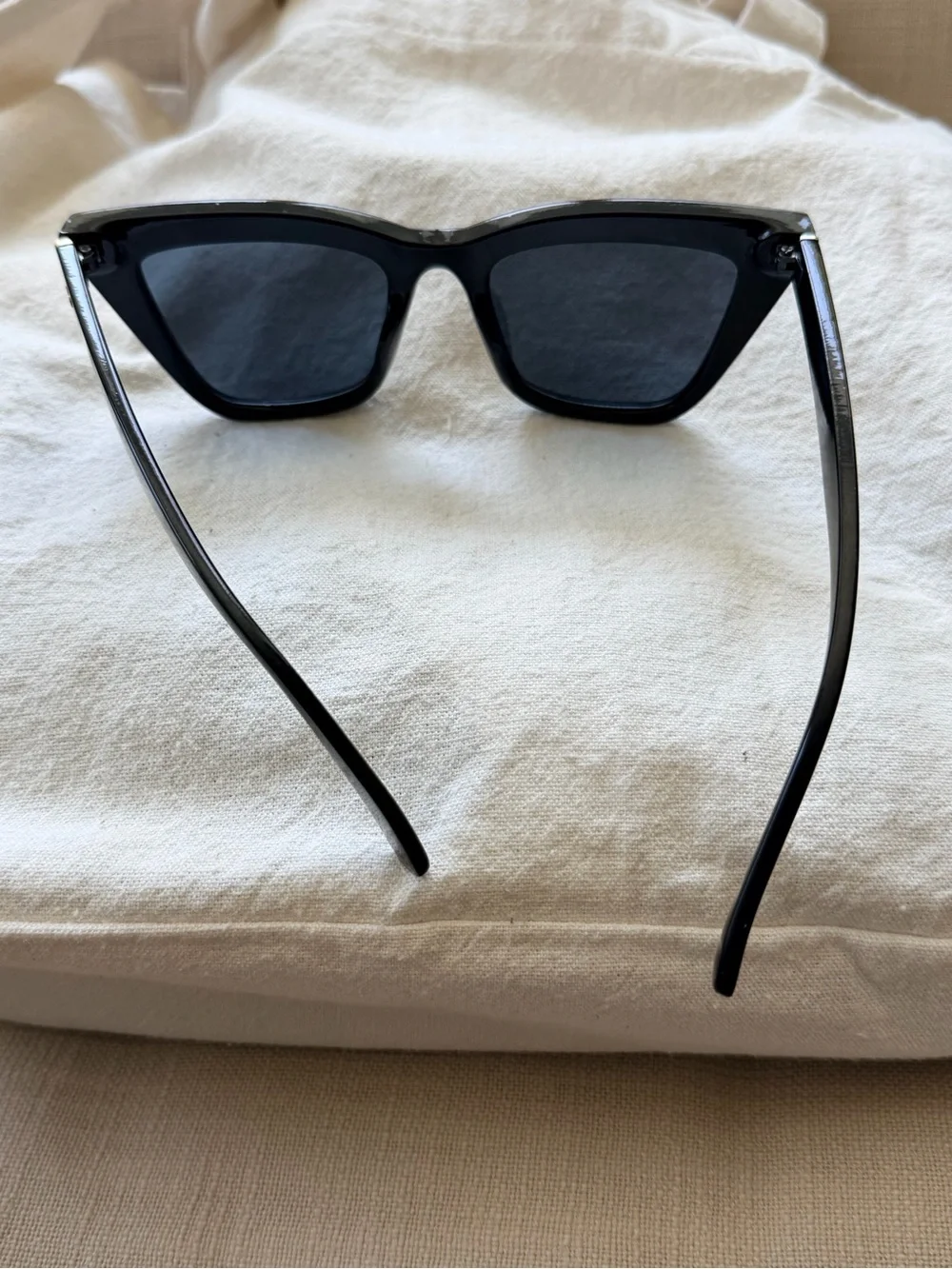 N/A chic black