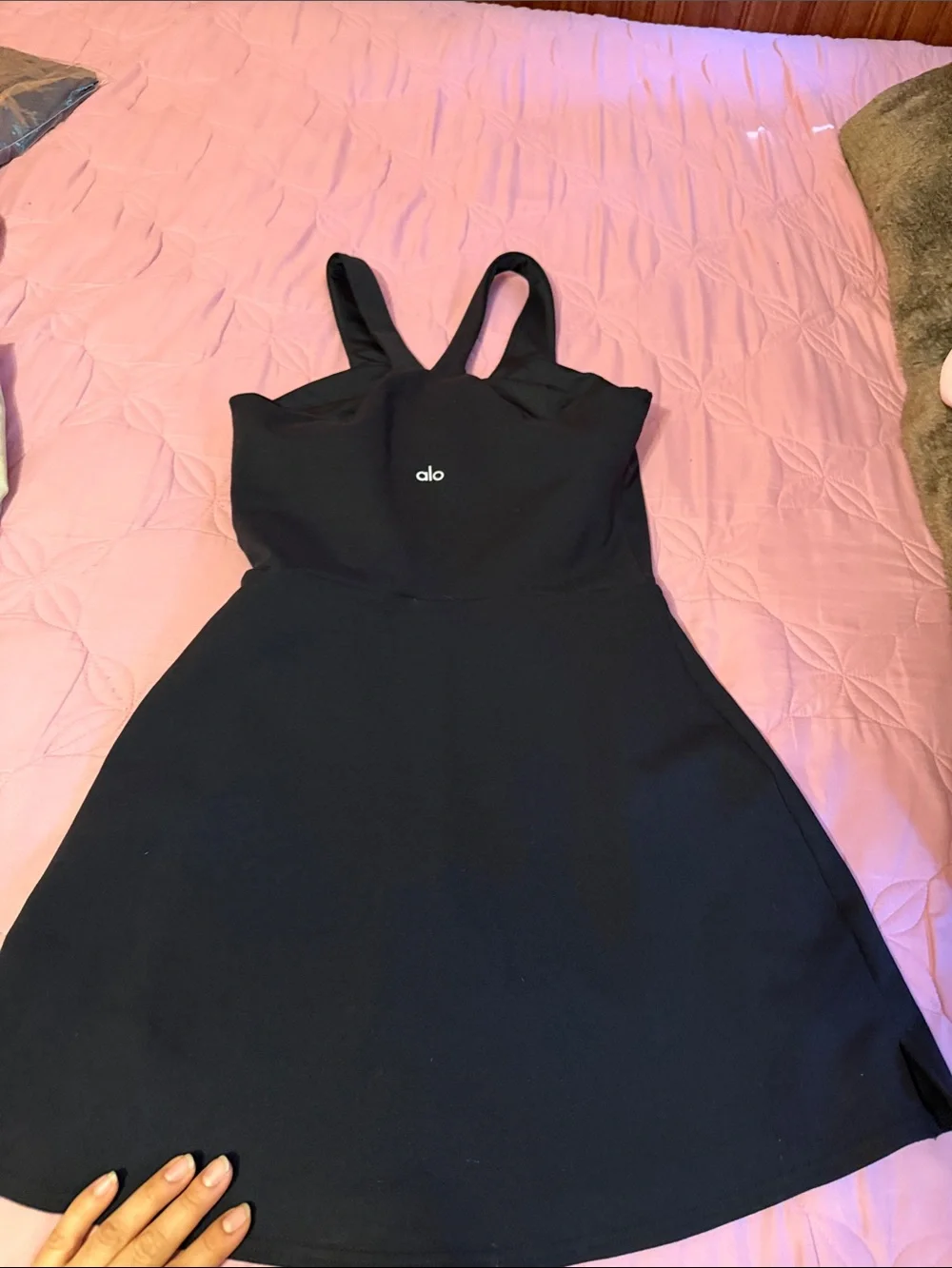 ALO Yoga sleek black