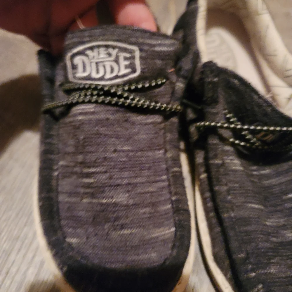 Hey Dude step into