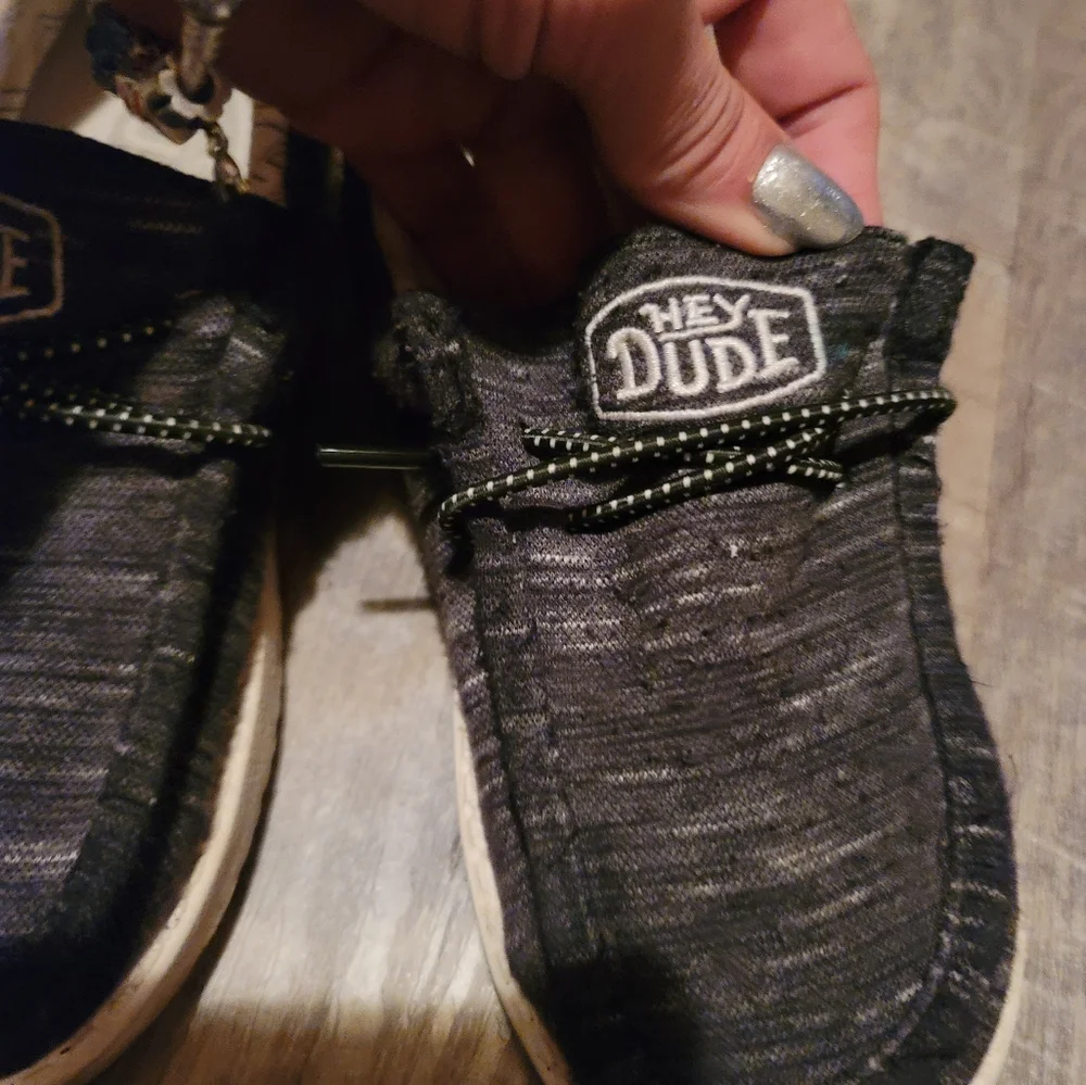 Hey Dude step into