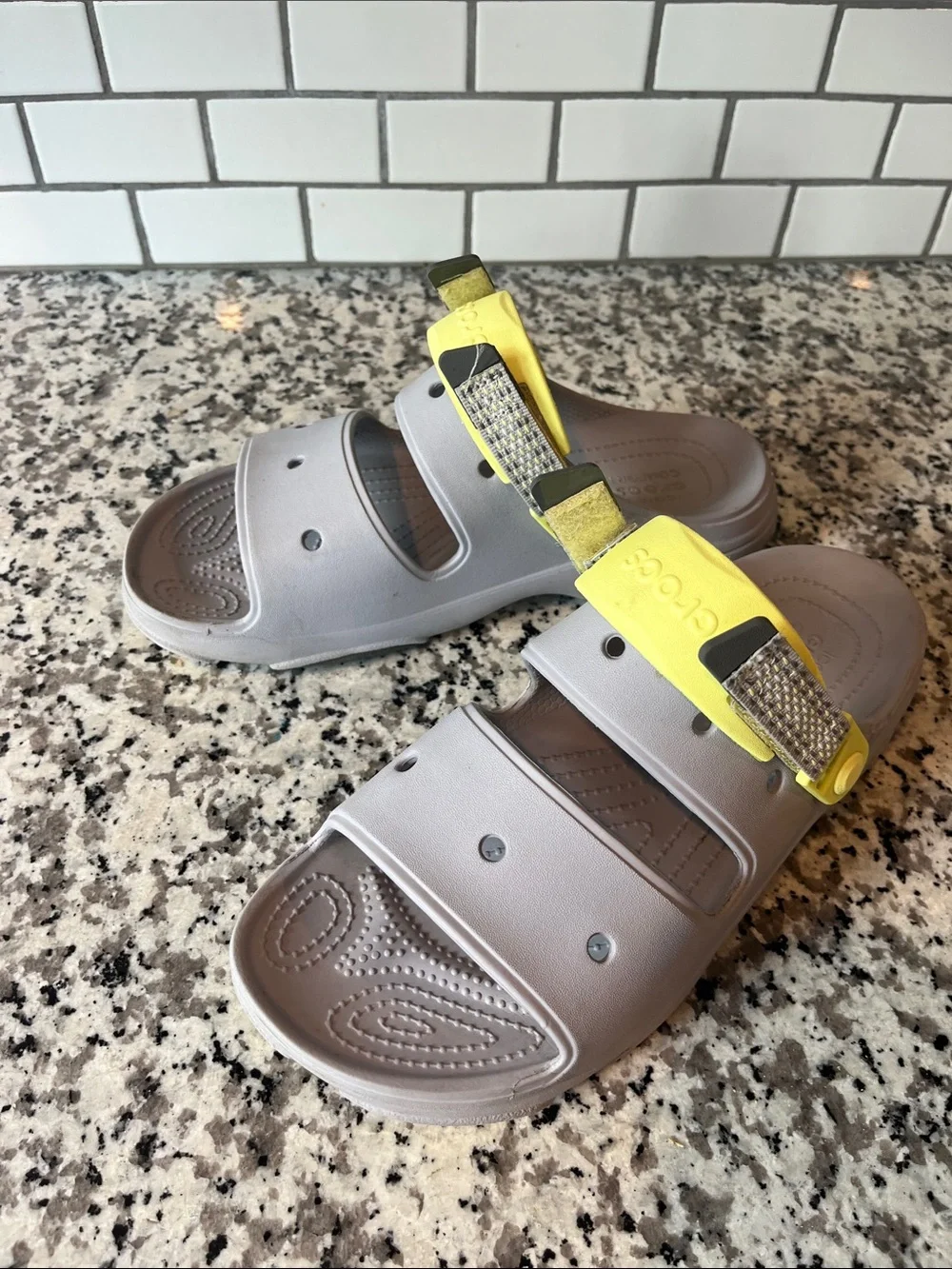 CROCS durable men’s
