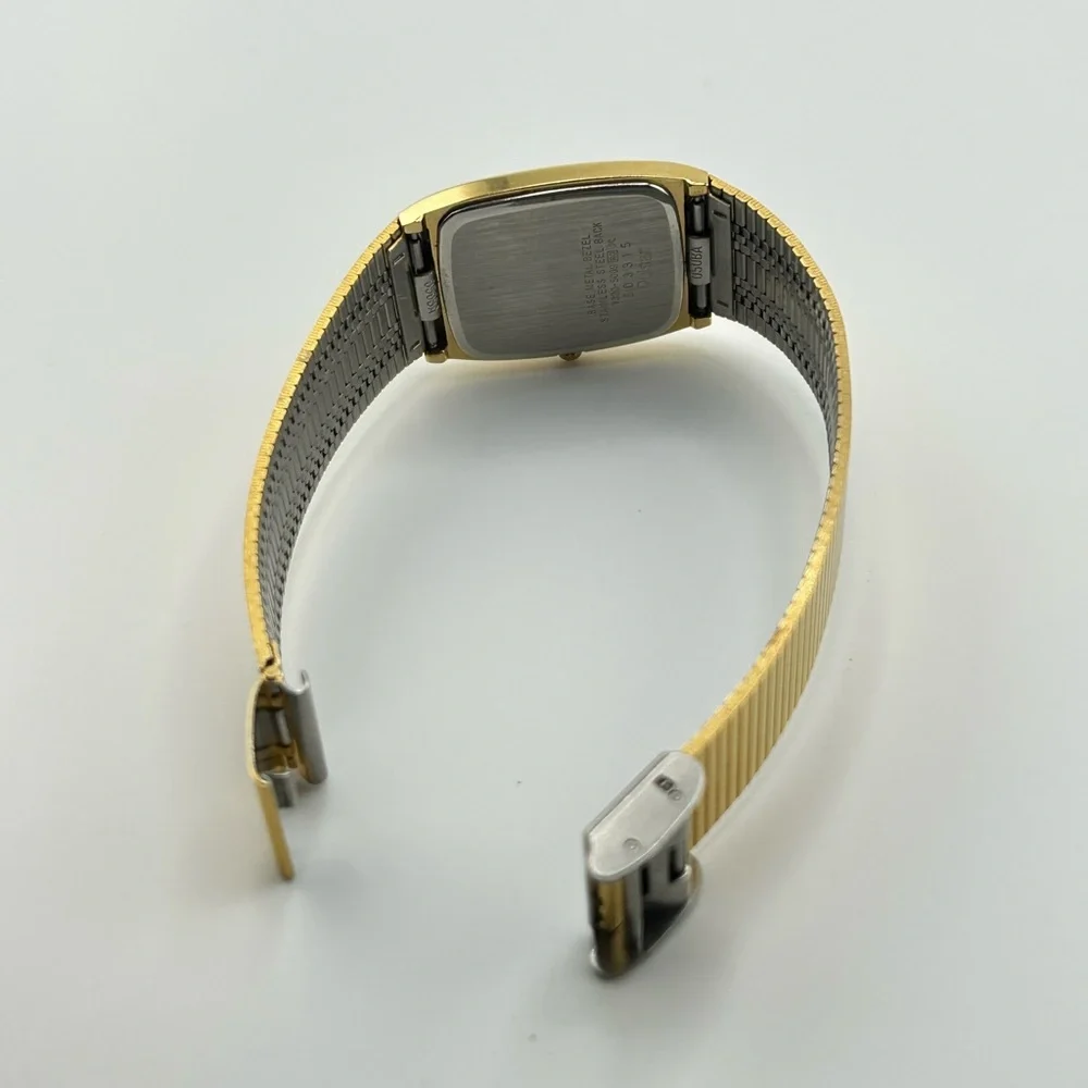 Pulsar Men's Gold Toned Stainless Steel Band Analog Watch #211 5D3315*