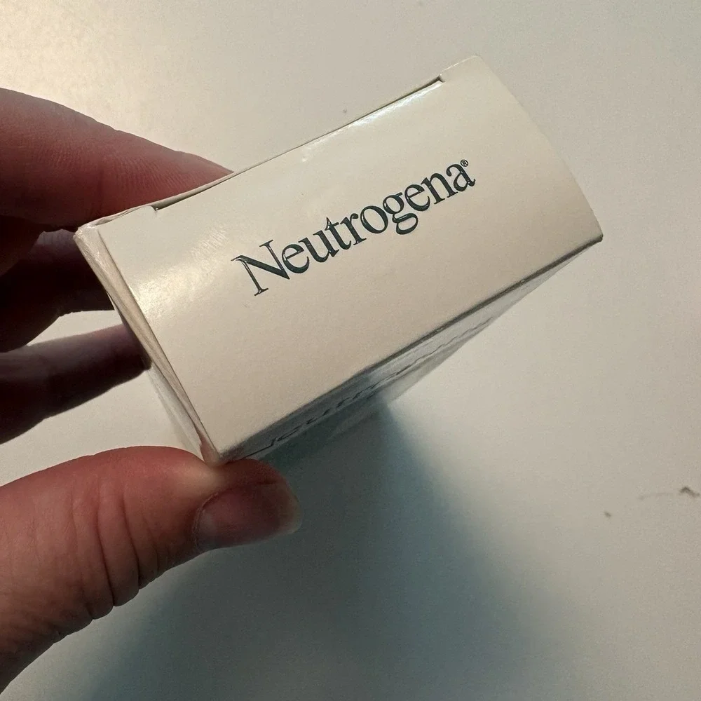 Neutrogena rapid tone