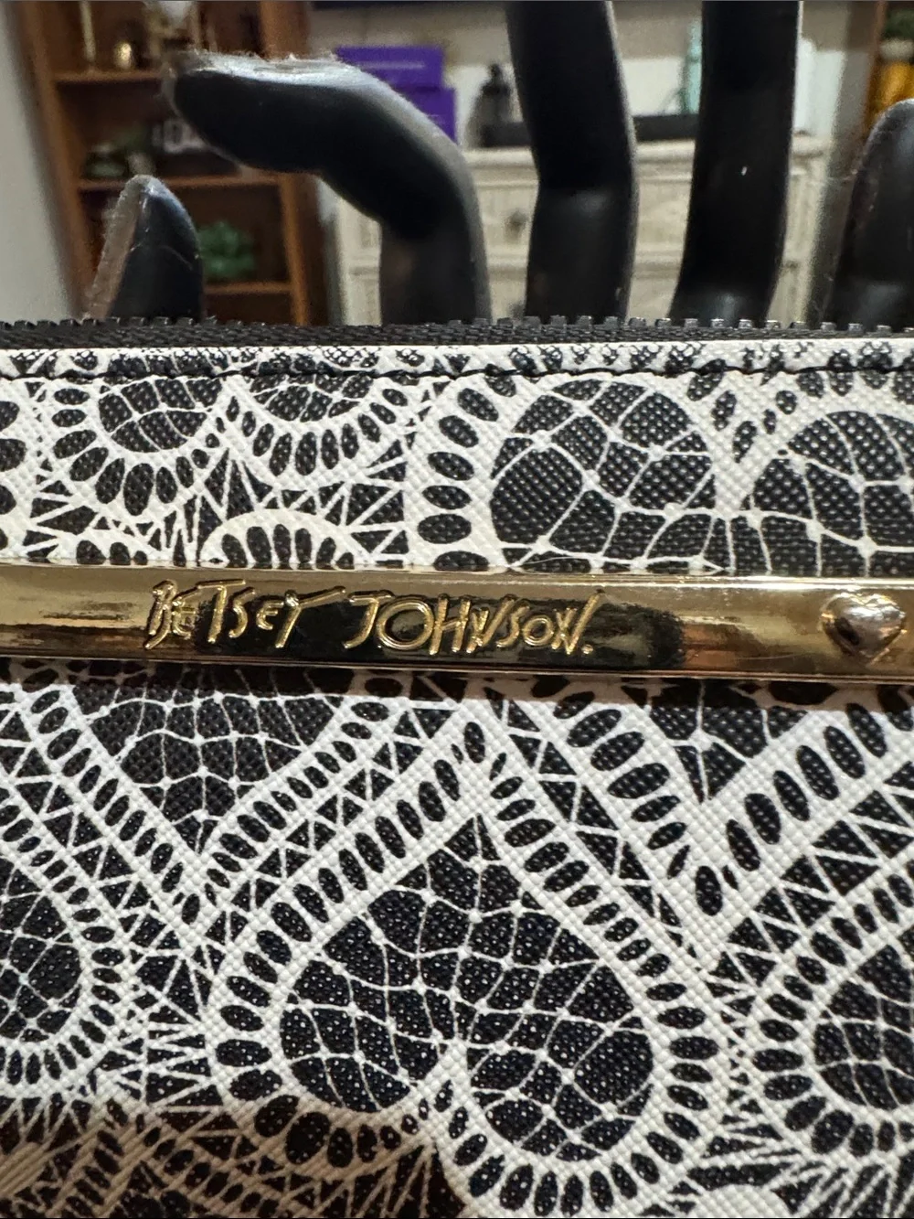 Betsey Johnson black white