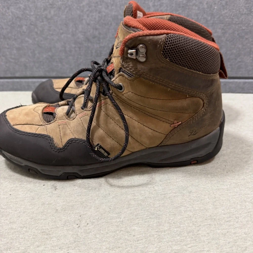 Danner these nobo