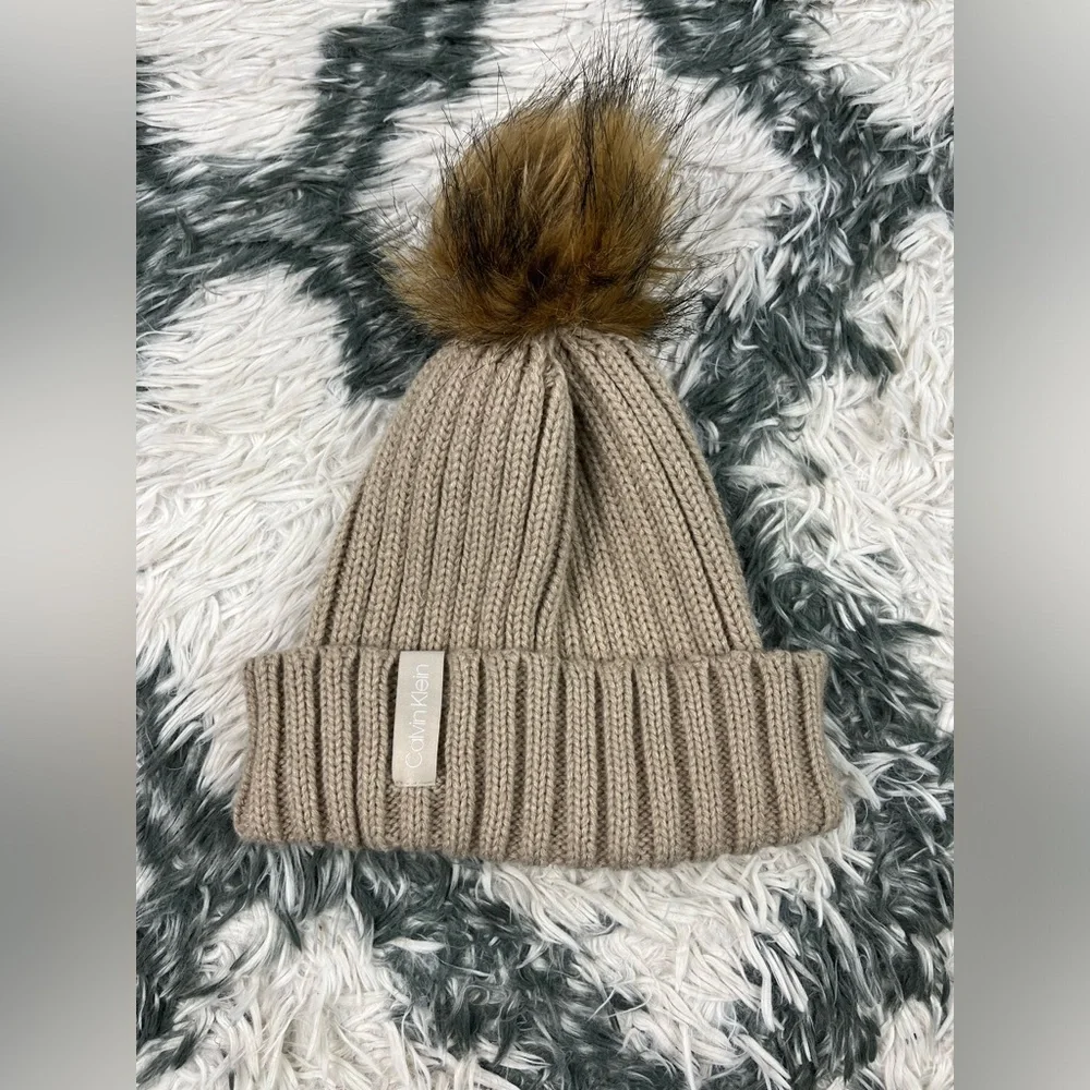 Calvin Klein Women's Winter Hat Beanie One Size Tan Faux Fur Knit