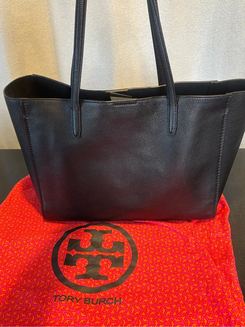 Tory Burch excellent no