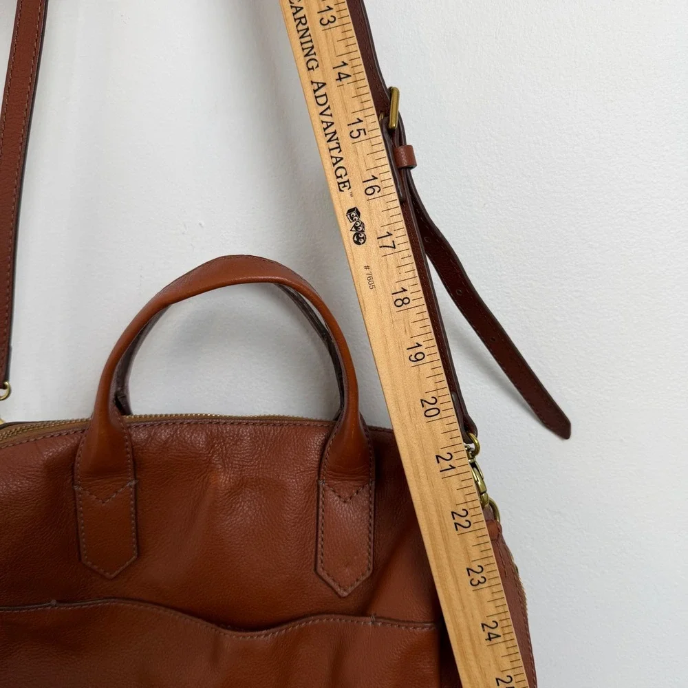 Fossil zip solid some