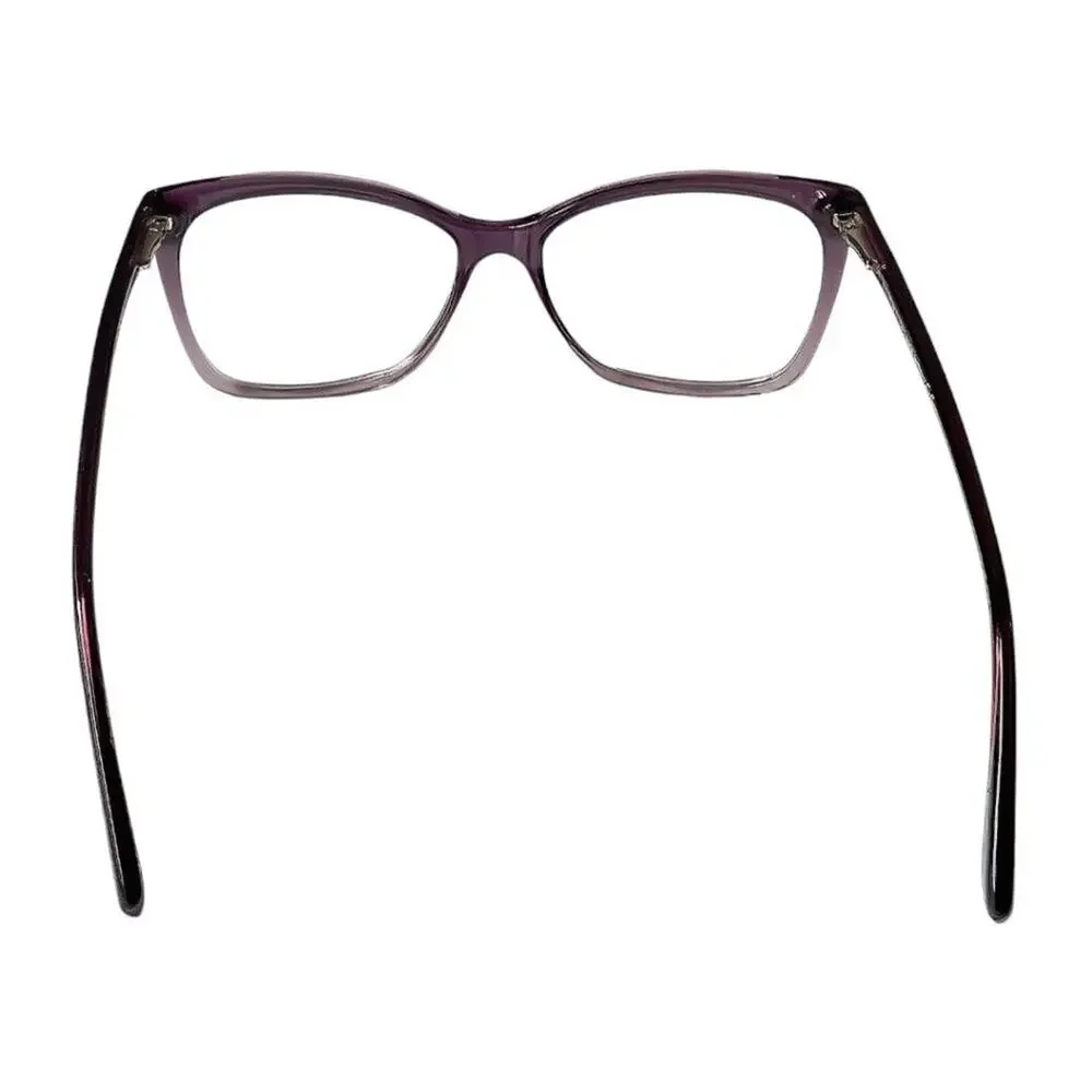 Tom Ford playful spin