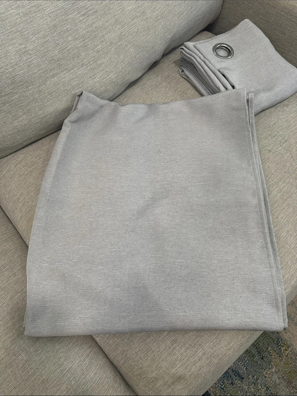N/A light gray