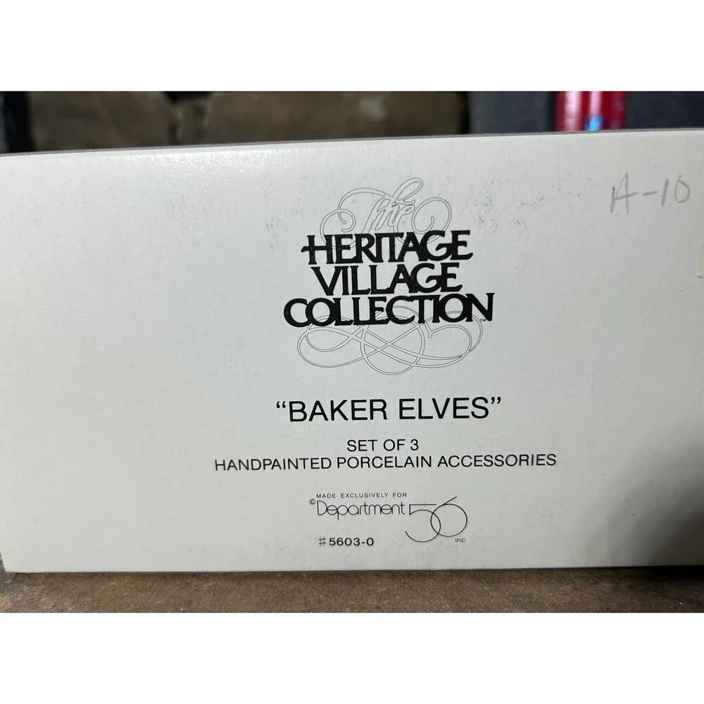 Dept 56 Heritage Village Accessories 3pc Baker Elves #5603-0 box