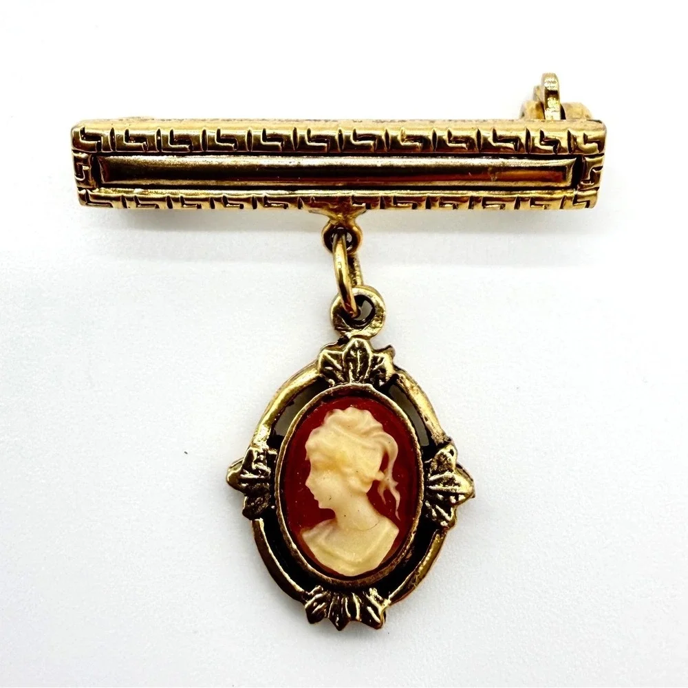Vintage Gold Tone Cameo Dangle Bar‎ Brooch Pin Victorian Lady Portrait Pendant