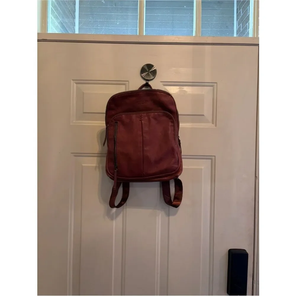 American Leather Co. compact polished