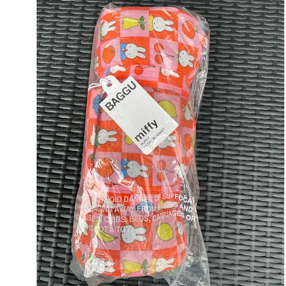 BAGGU pink soft