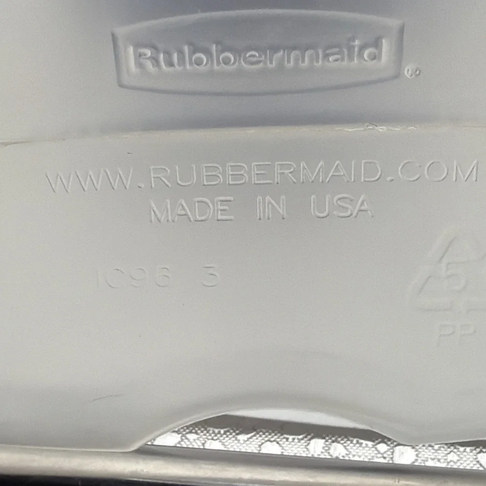 Rubbermaid excellent pre