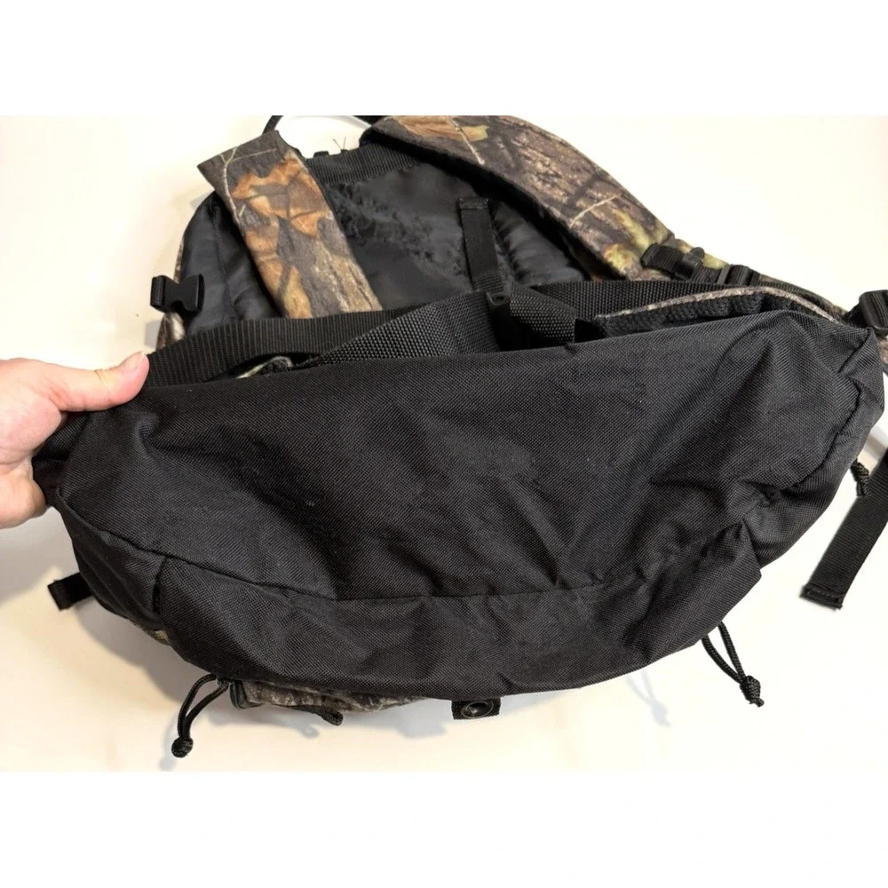Fieldline Camo Backpack Hunting Hiking Outdoors Camping Daypack Pockets Gorpcore