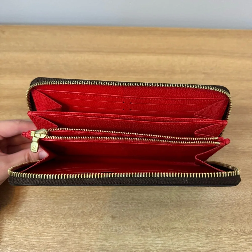 Louis Vuitton brown monogram