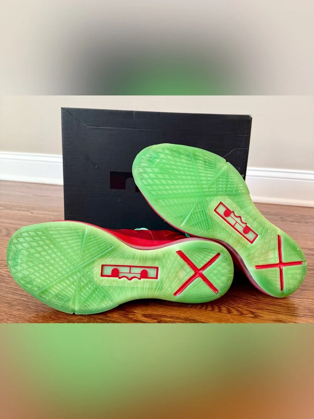Nike lebron “christmas”