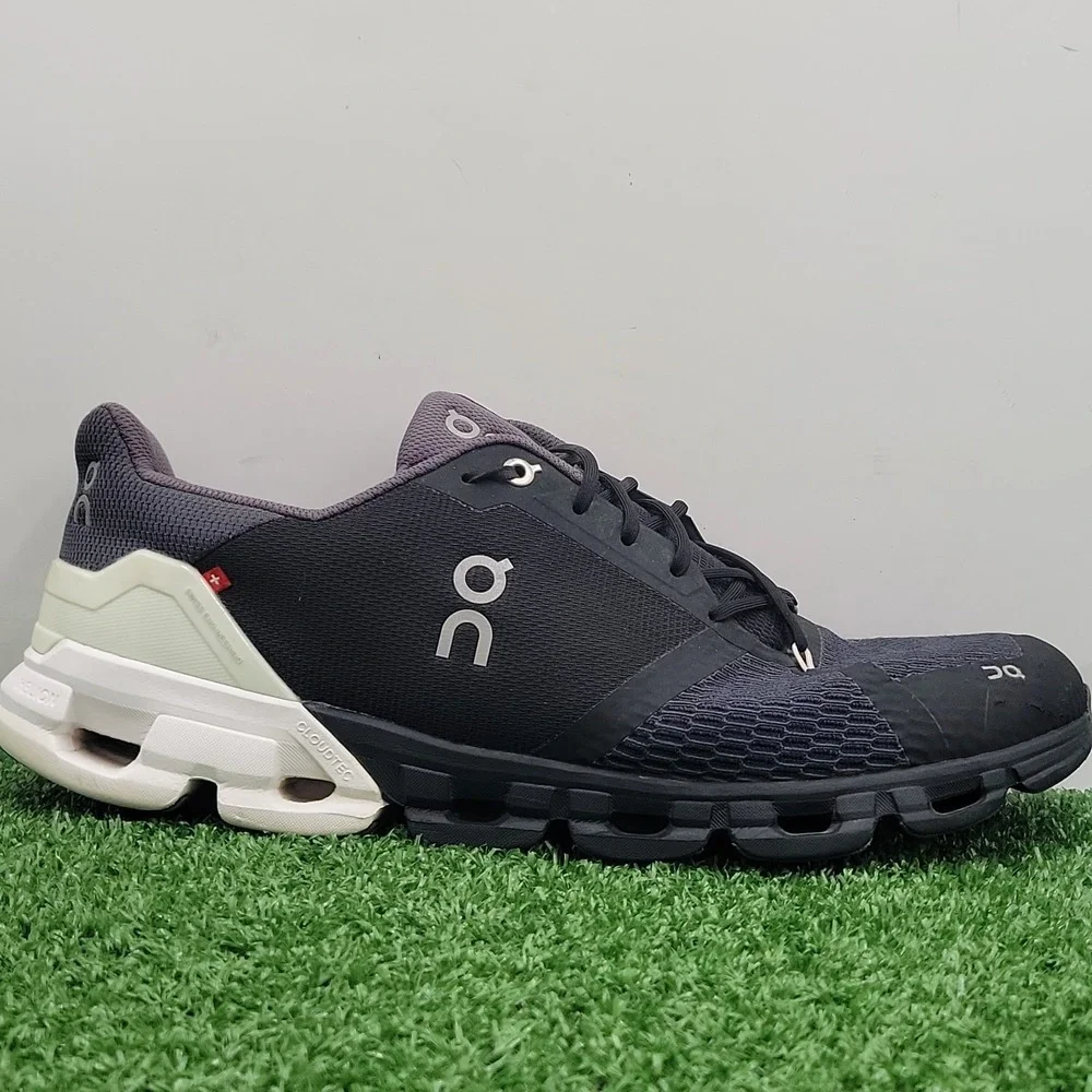 OC Oncloud Cloudflyer Running Shoes Men's Size 13 M Medium Black White Sneakers