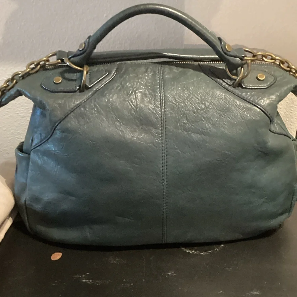 Botkier euc chic
