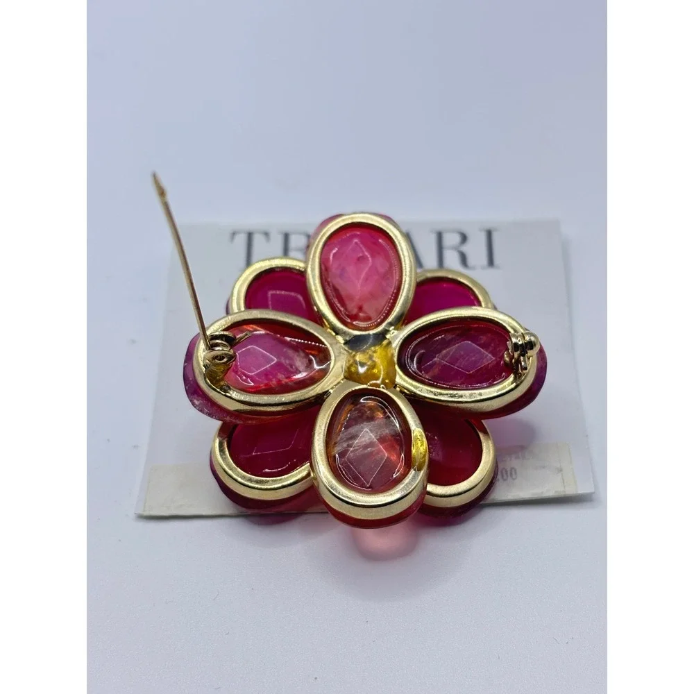 Trifari vintage style