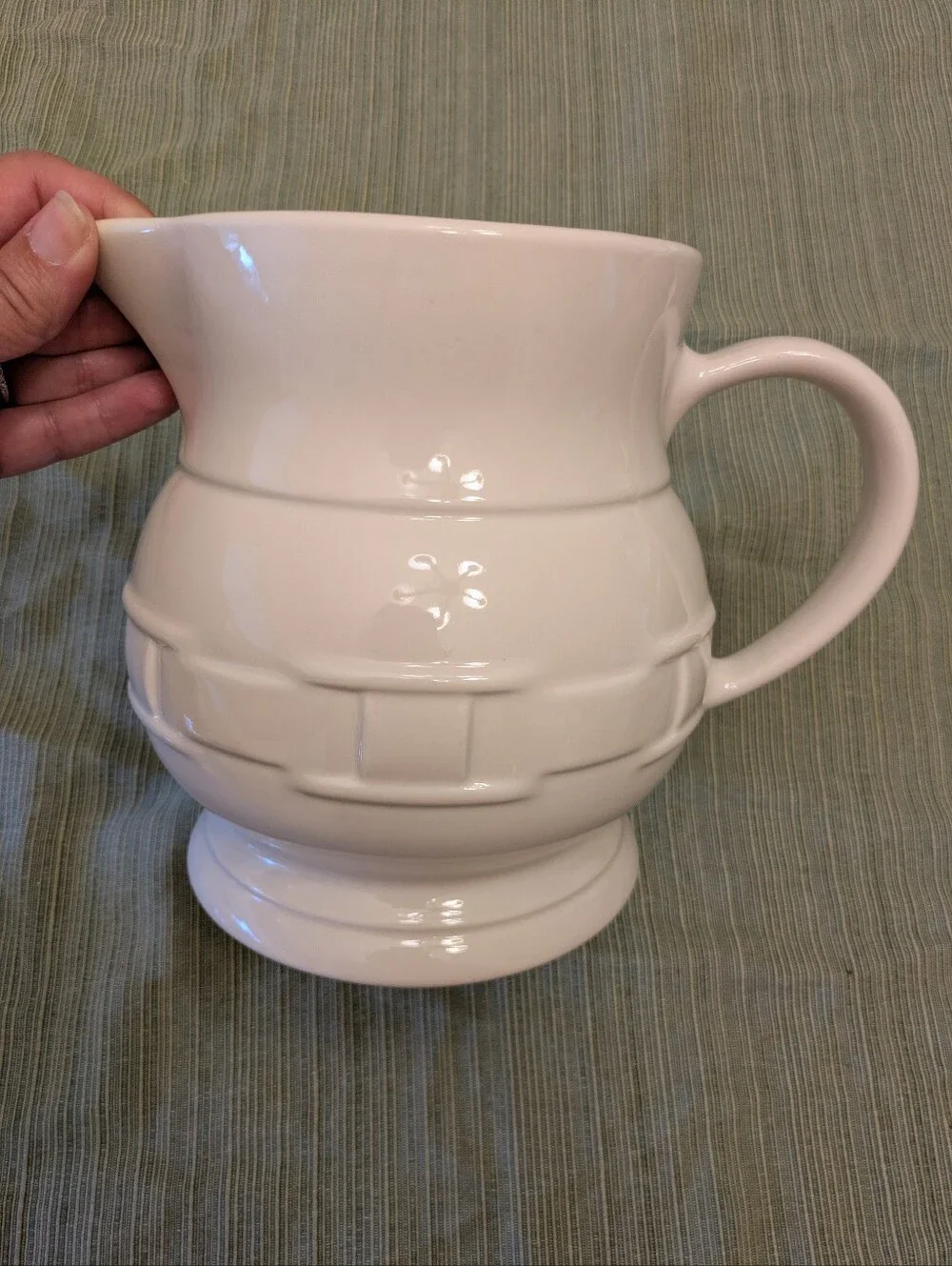 Longaberger Woven Traditions Ivory Pitcher - 78 Ounces - Made In USA