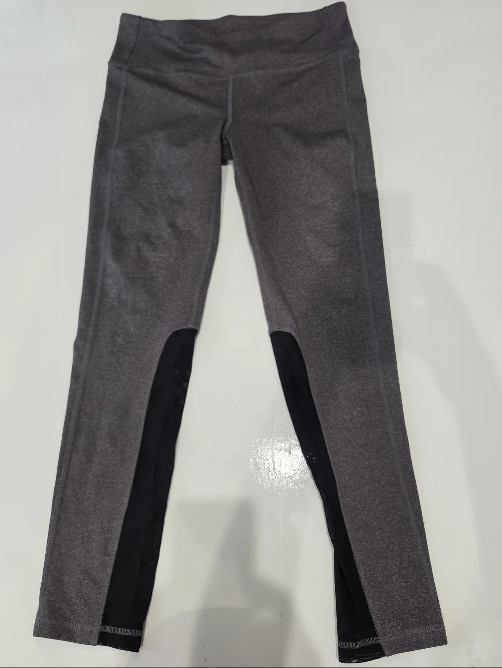 ALO Yoga Gray Leggings with Black Panels Size M