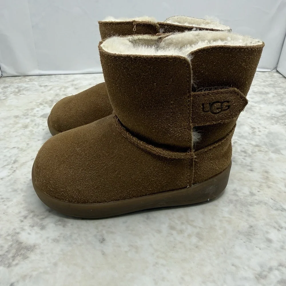 UGG Keelan Toddler Boots Chestnut Sheepskin Suede Hook & Loop US 4/5
