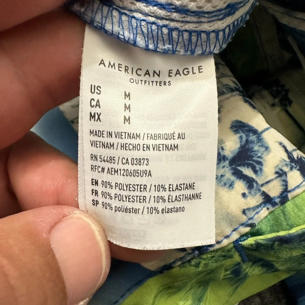 American Eagle Outfitters very good