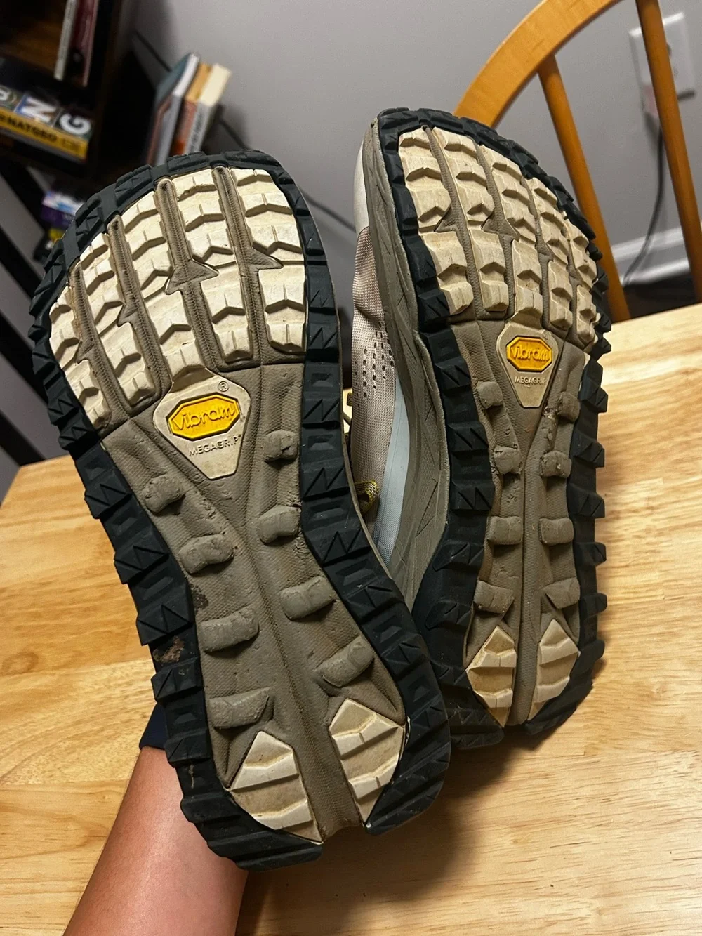 Altra Mens Olympus 5 Trail Running Shoes Sz 9