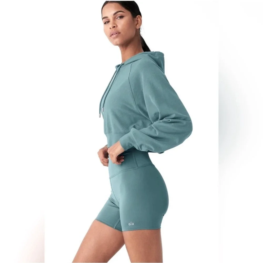 ALO Yoga Women's Teal Cropped Hoodie