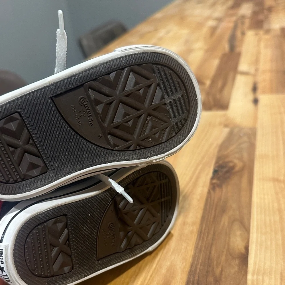 Converse bold black