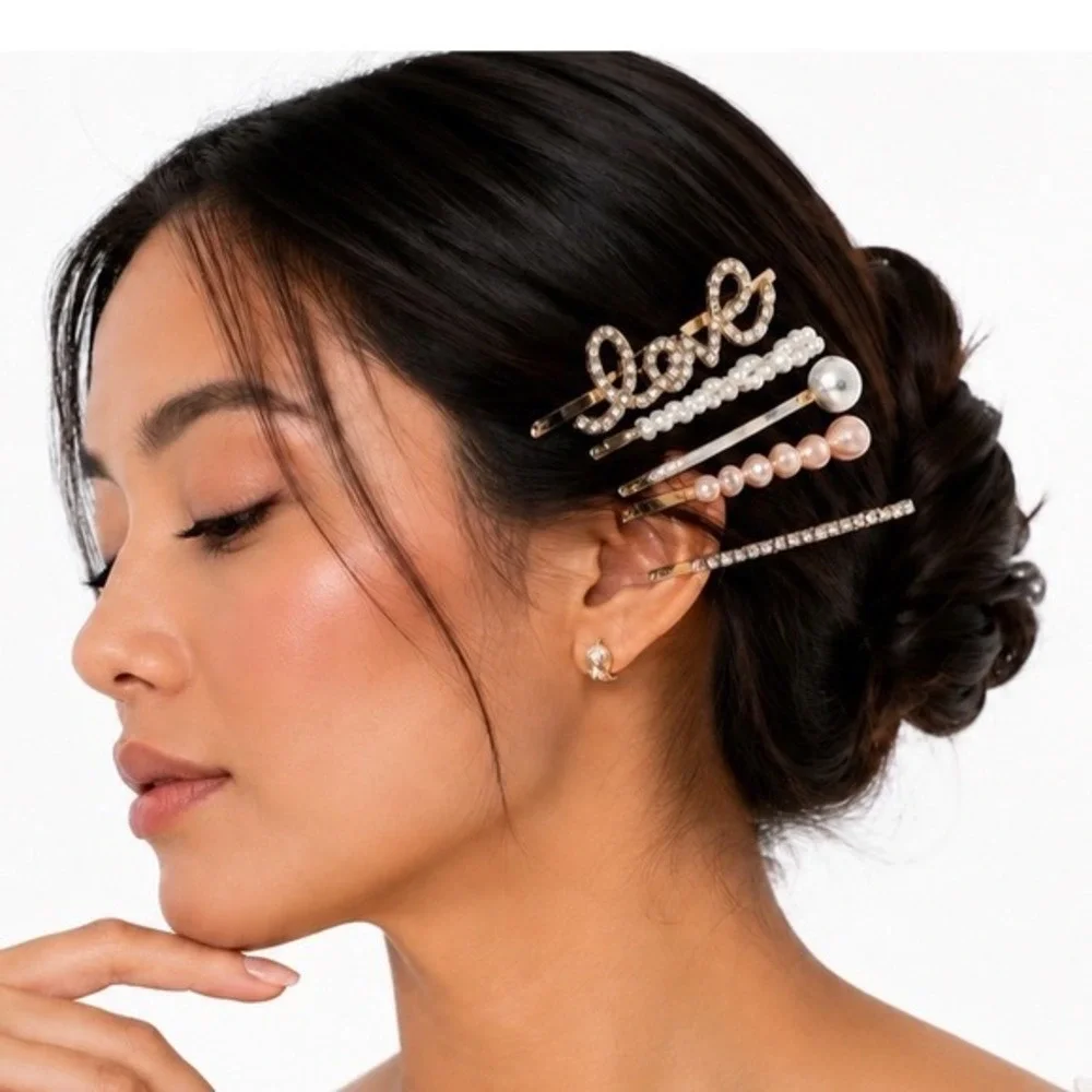 H&M Gold Tone Hair Clip Set 5pc Love Rhinestone Faux Pearl Bobby Pins New‎ J-01