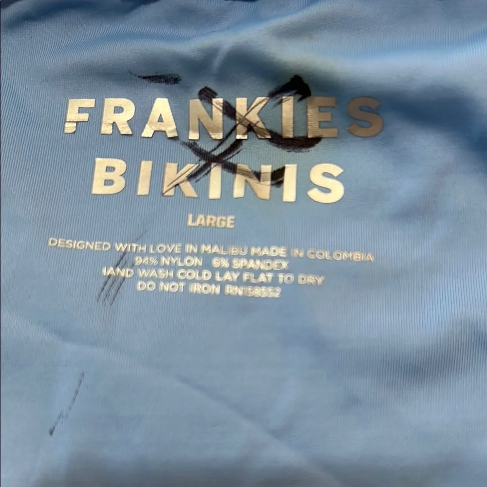 Frankies Bikinis new without