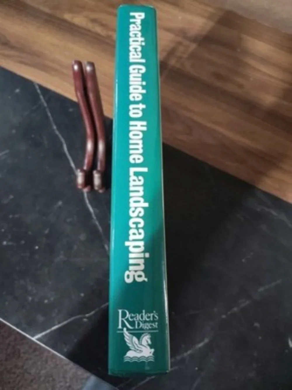 Readers Digest Association garden enthusiasts