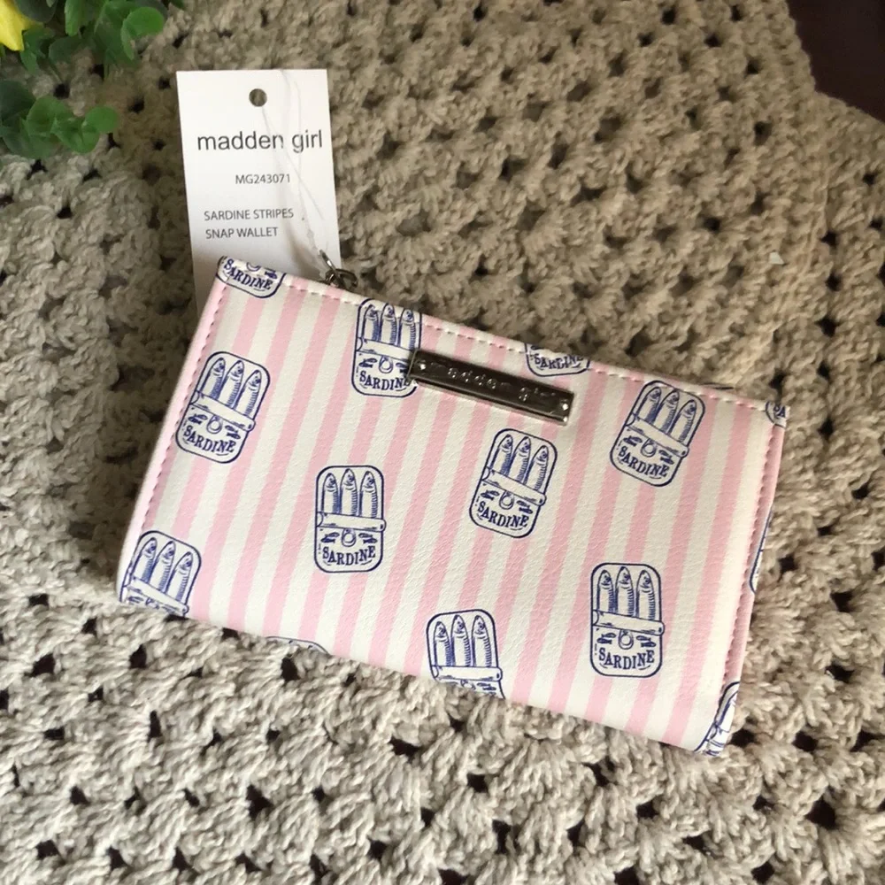 Madden Girl brand new