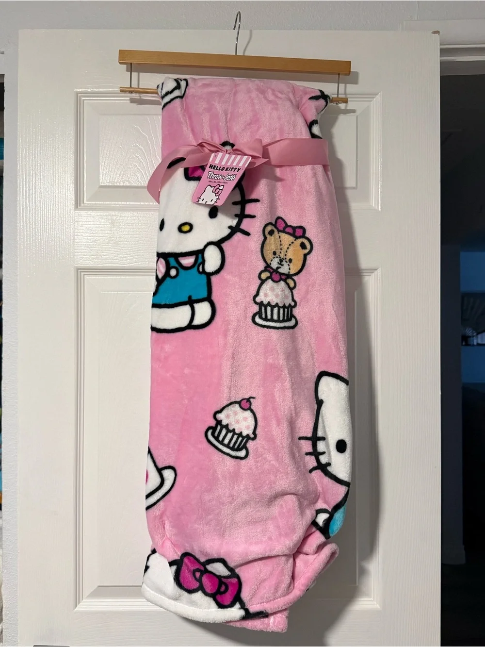 Hello Kitty Blanket (Throw)