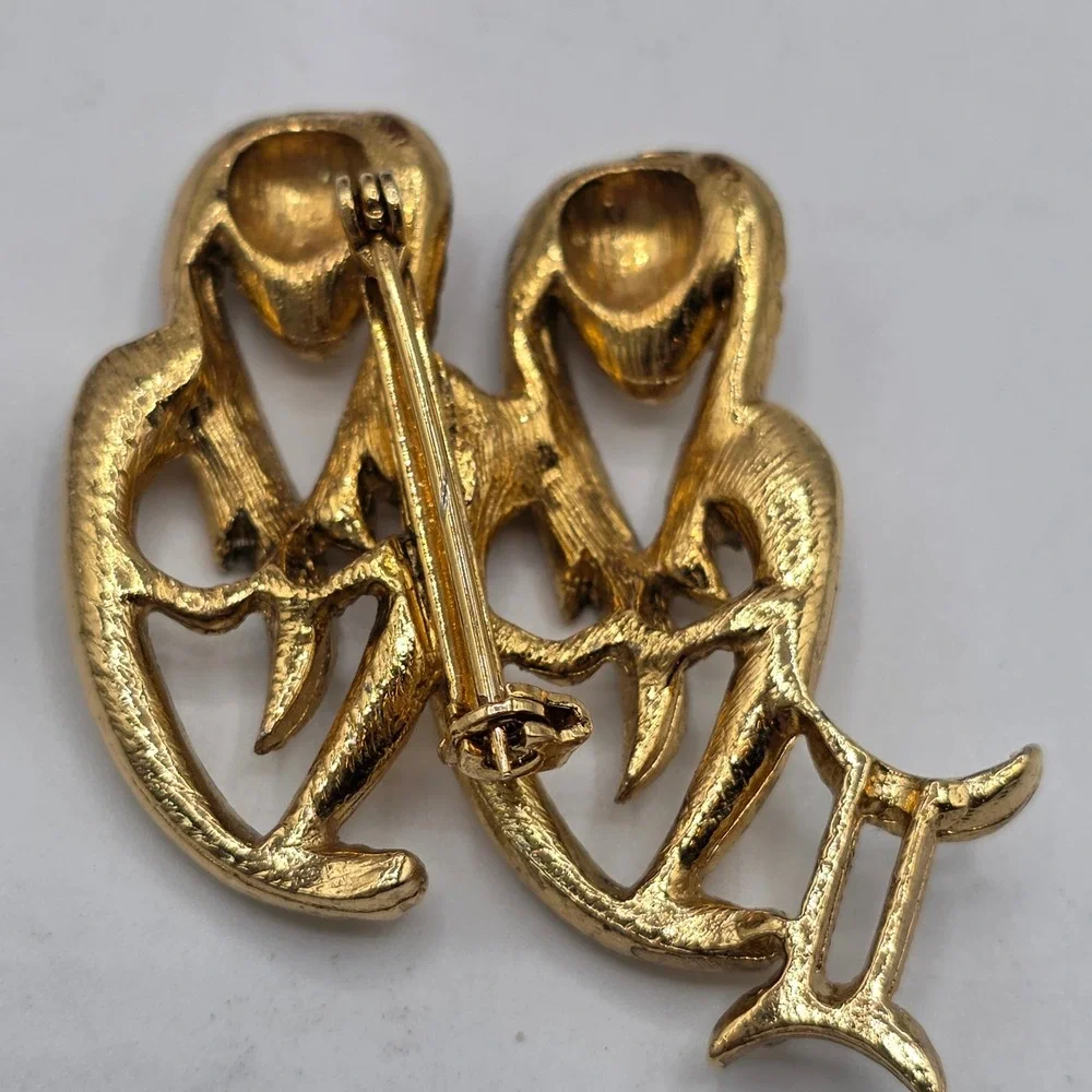 N/A vintage gold