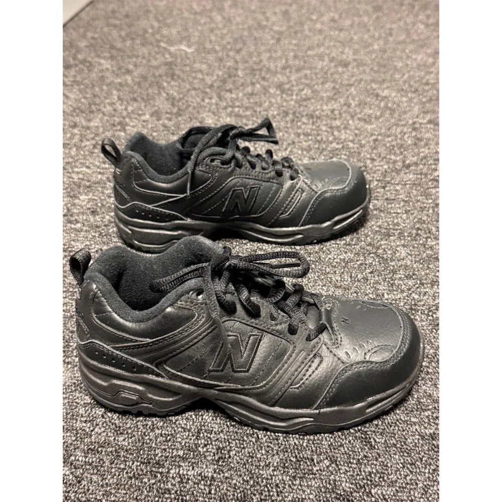 New Balance 621 Kids Cross Training Shoes Black Leather KX621BKP Size 13.5 Wide