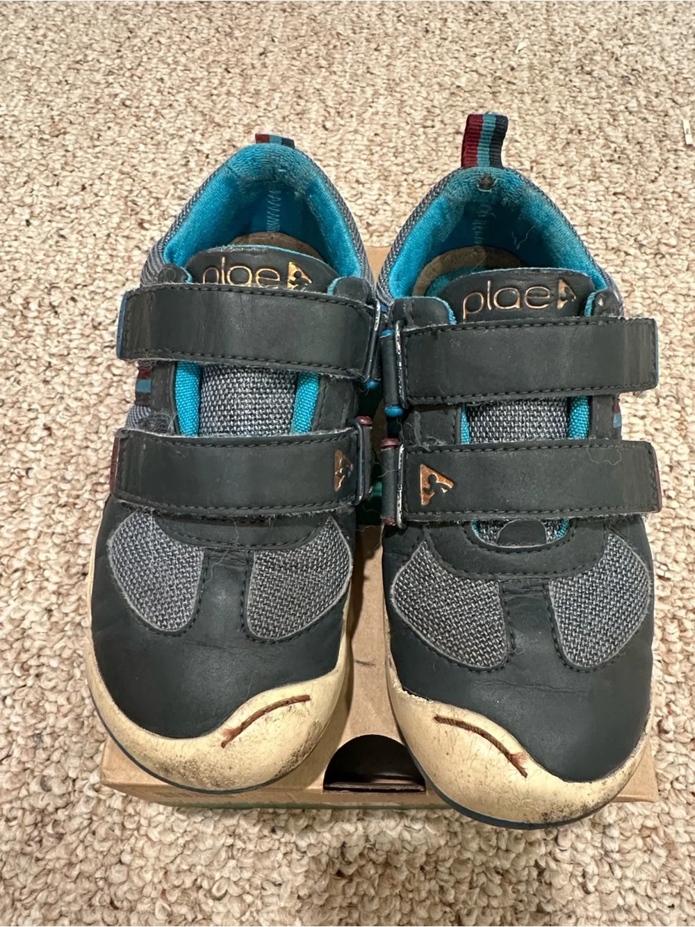 PLAE sturdy kids