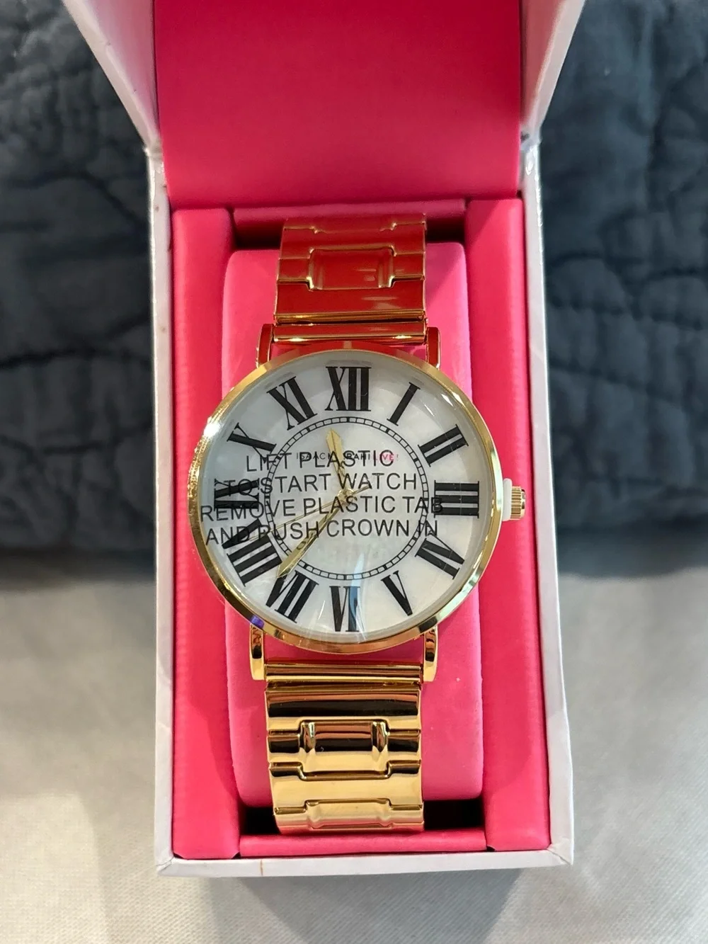 Isaac Mizrahi brand new