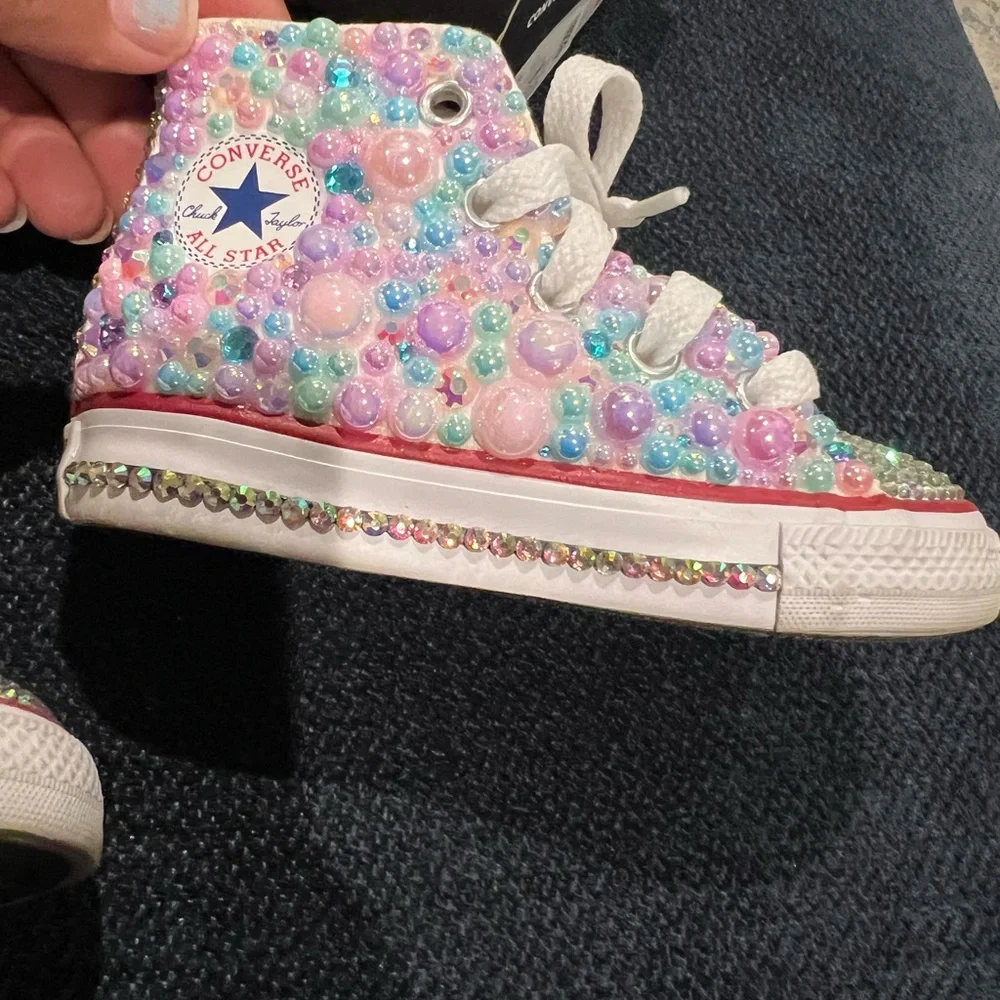 Converse vibrant high