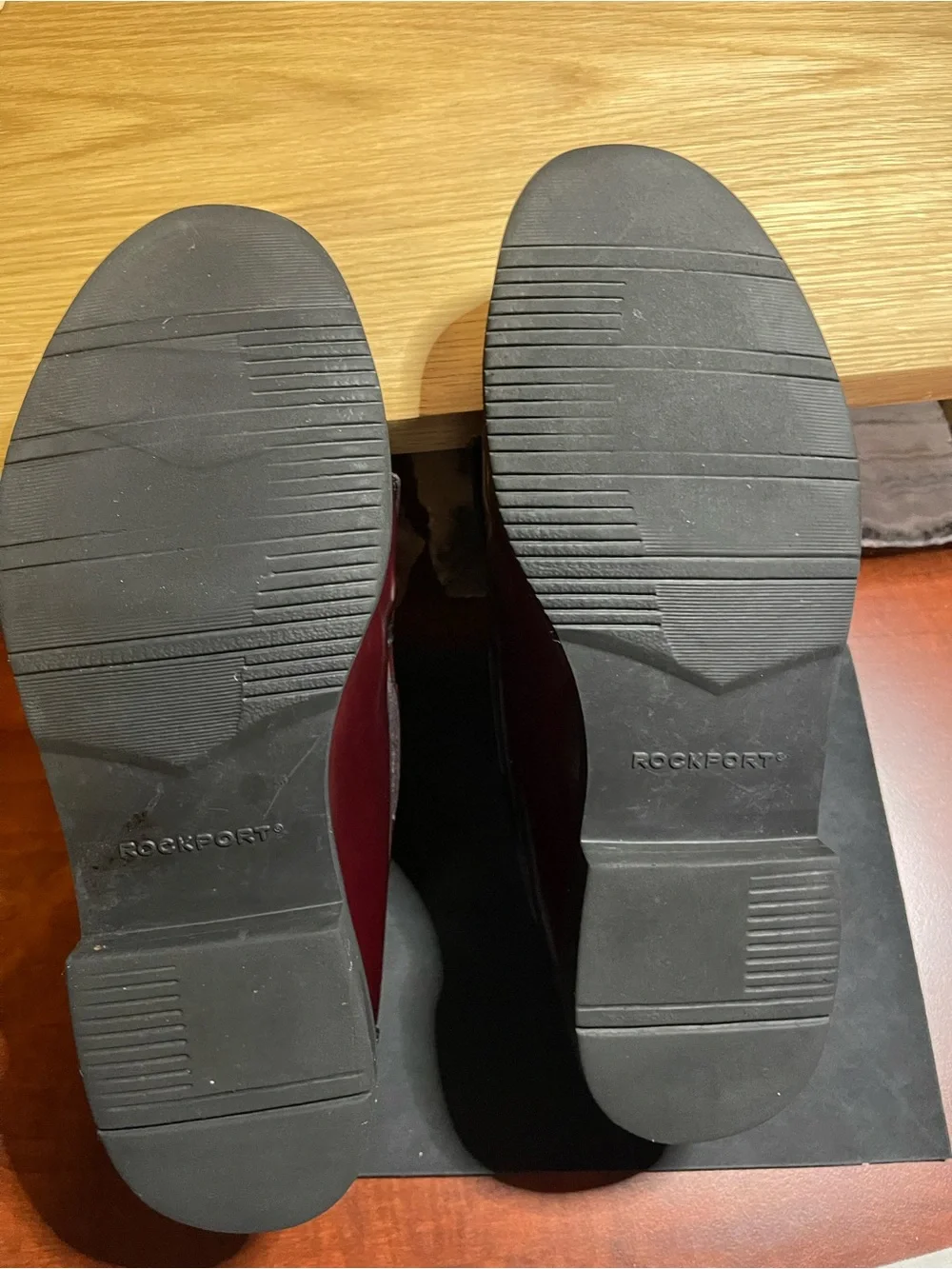 EUC Rockport DMX Men’s Sz 10.5 W Burgundy Tassel Kiltie Loafers
