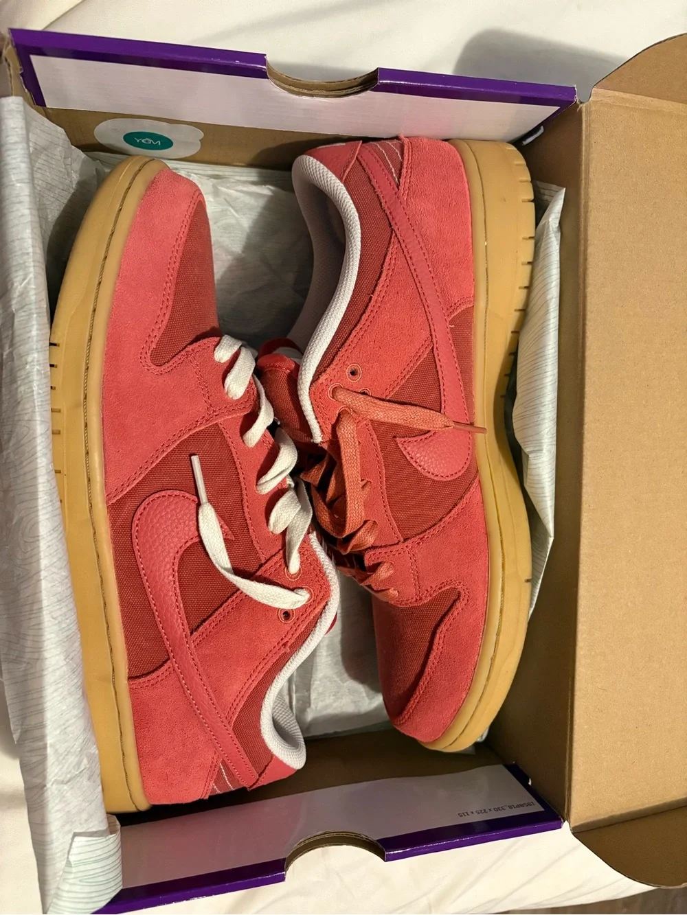 Nike upper contrasting inner