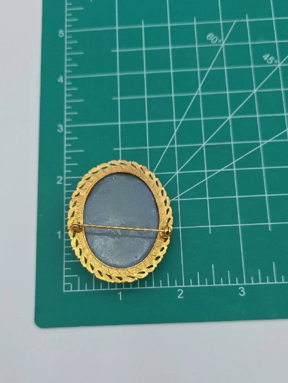 N/A broach vintage